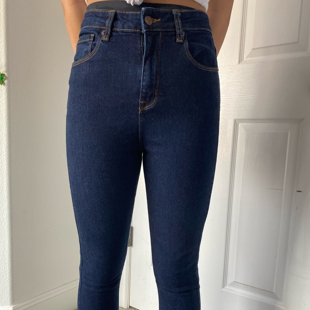 Dark wash skinny jeans